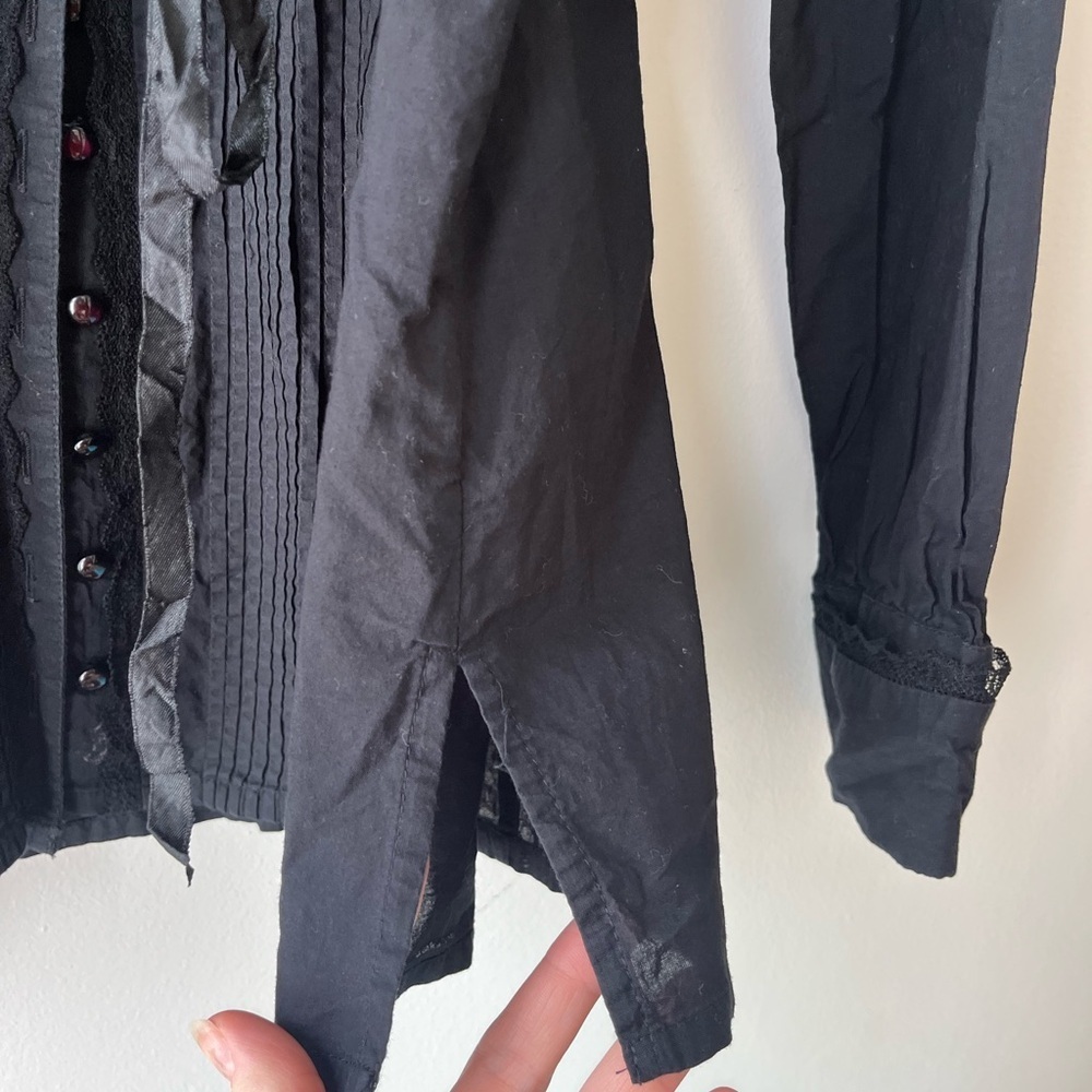 Gloria Vanderbilt witchcore gothic long sleeve button down shirt women’s medium - Picture 7 of 12